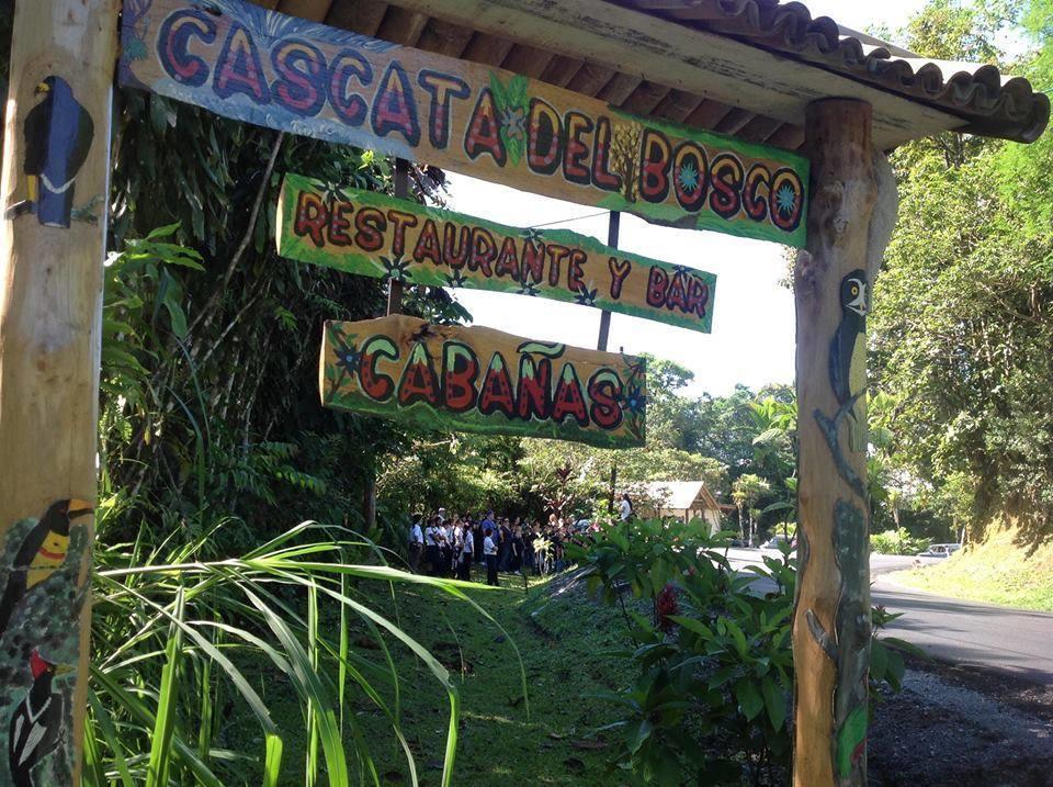 מלון San Vito Cascata Del Bosco Cabinas מראה חיצוני תמונה